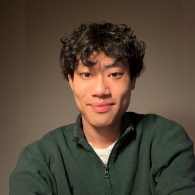 Vinson Zhang headshot